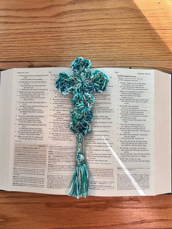 Handmade Other - 1 Crochet Cross Bookmark